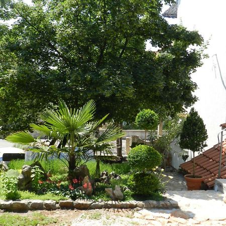 Apartmani Lucija Jurkovic Malinska Exterior foto